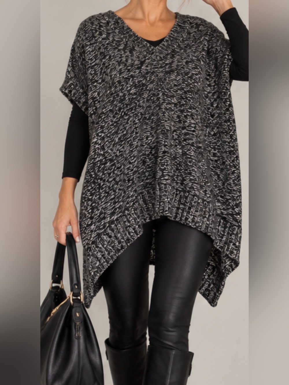 Quinn Black White Marled Knit Poncho Sweater Size S Oversized V-Neck
